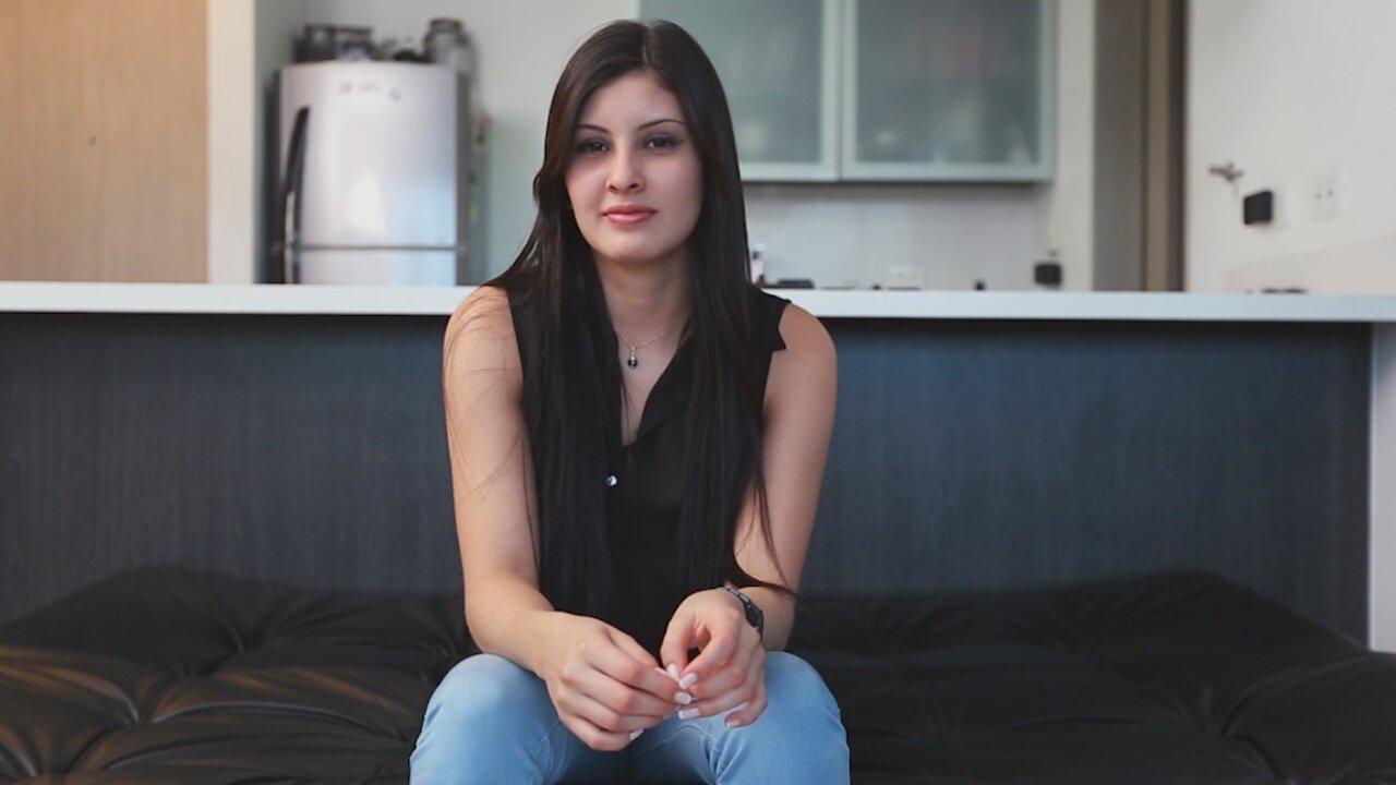 [Samanta Lopez] 20 añitos la colombiana y hoy descubre lo que es follar